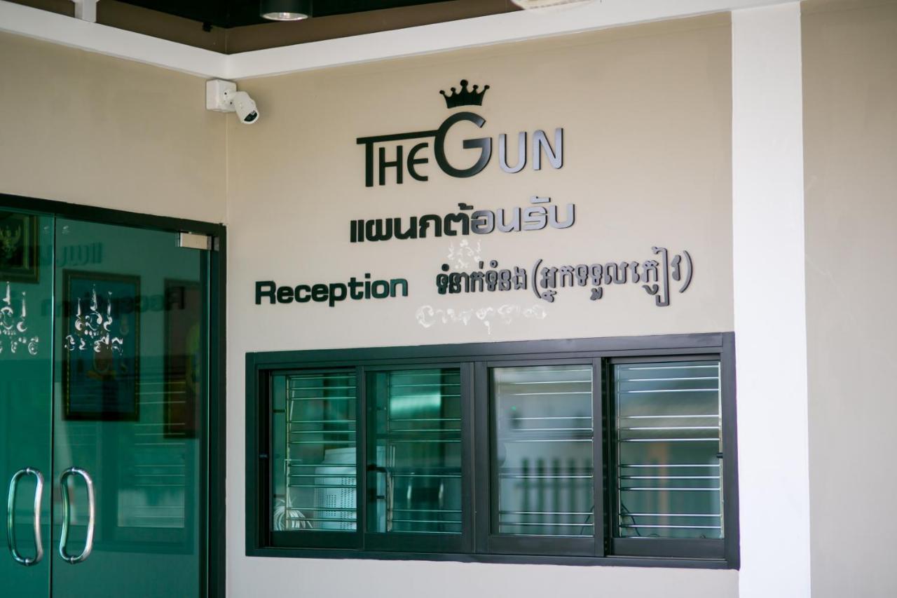 The Gun Hotel Surin Buitenkant foto