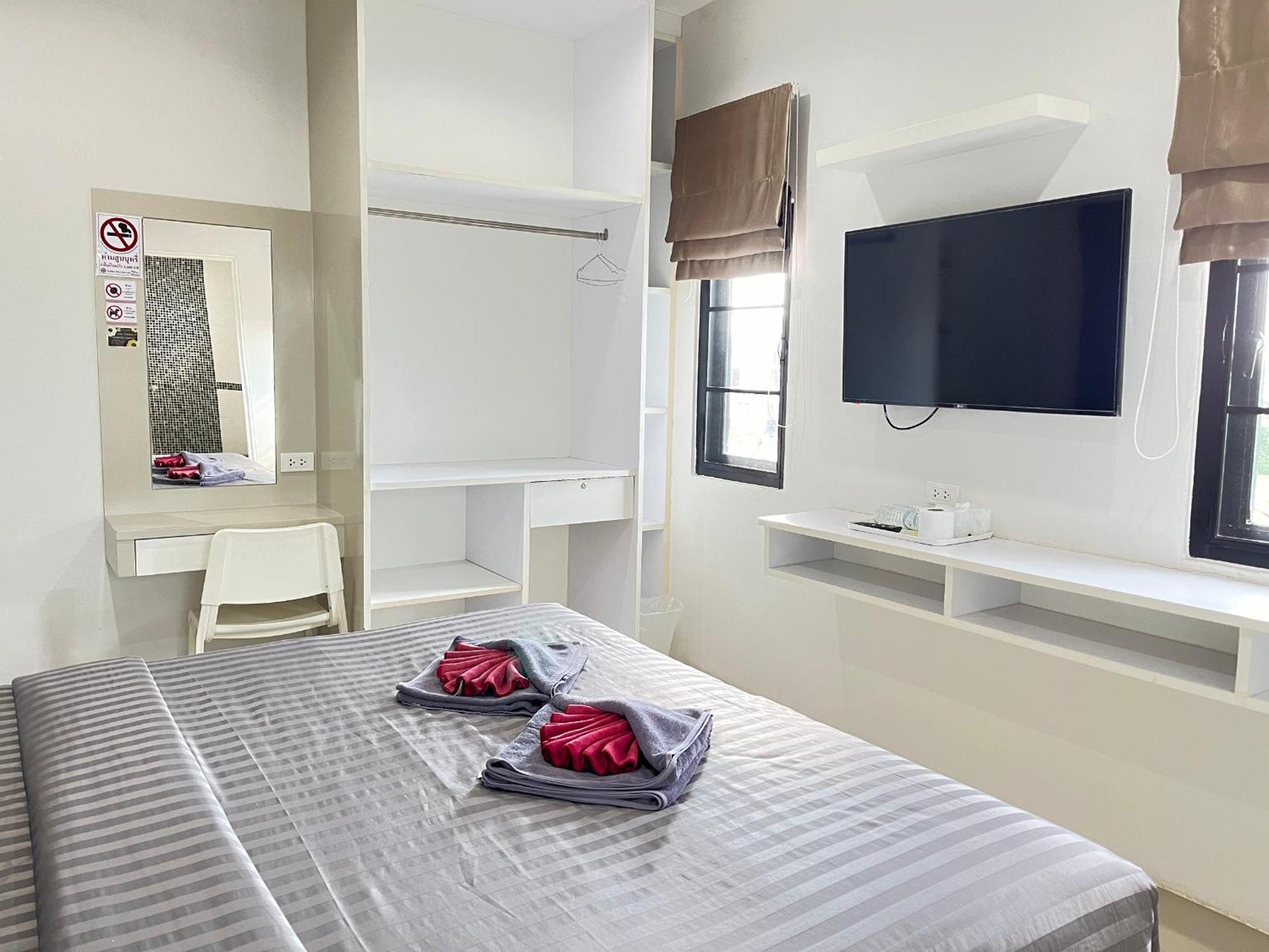 The Gun Hotel Surin Buitenkant foto